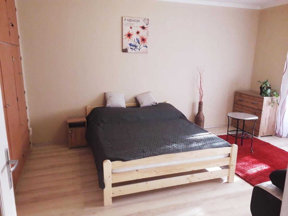 Centrum Apartman Szolnok Eksteriør billede